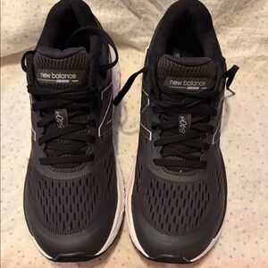 New Balance 840 v4 Women's Running
Shoes Size 7.5